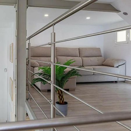 2Bedroom Duplex In Hortaleza Near Metro Madrid Luaran gambar
