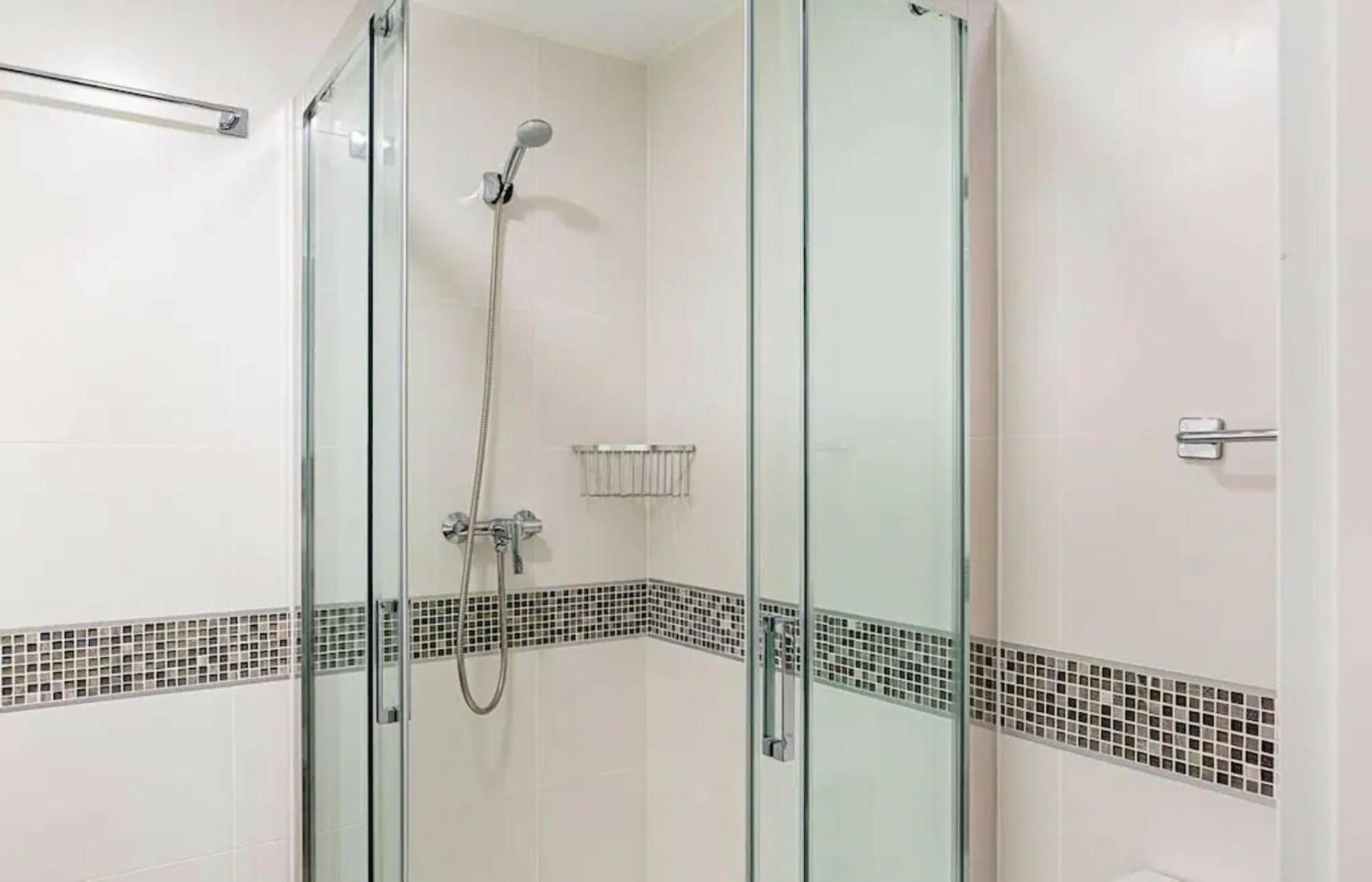 2Bedroom Duplex In Hortaleza Near Metro Madrid Luaran gambar