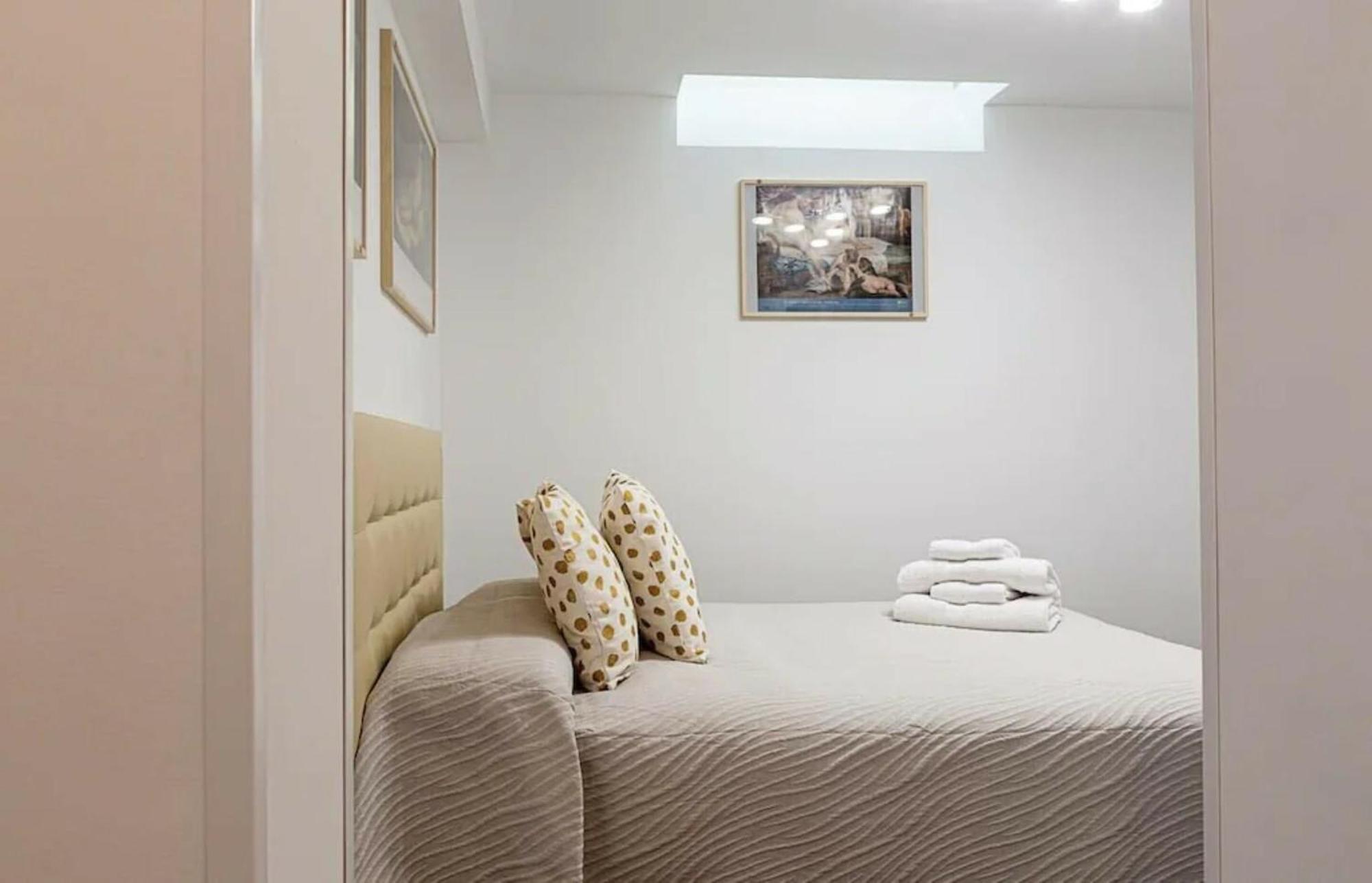 2Bedroom Duplex In Hortaleza Near Metro Madrid Luaran gambar