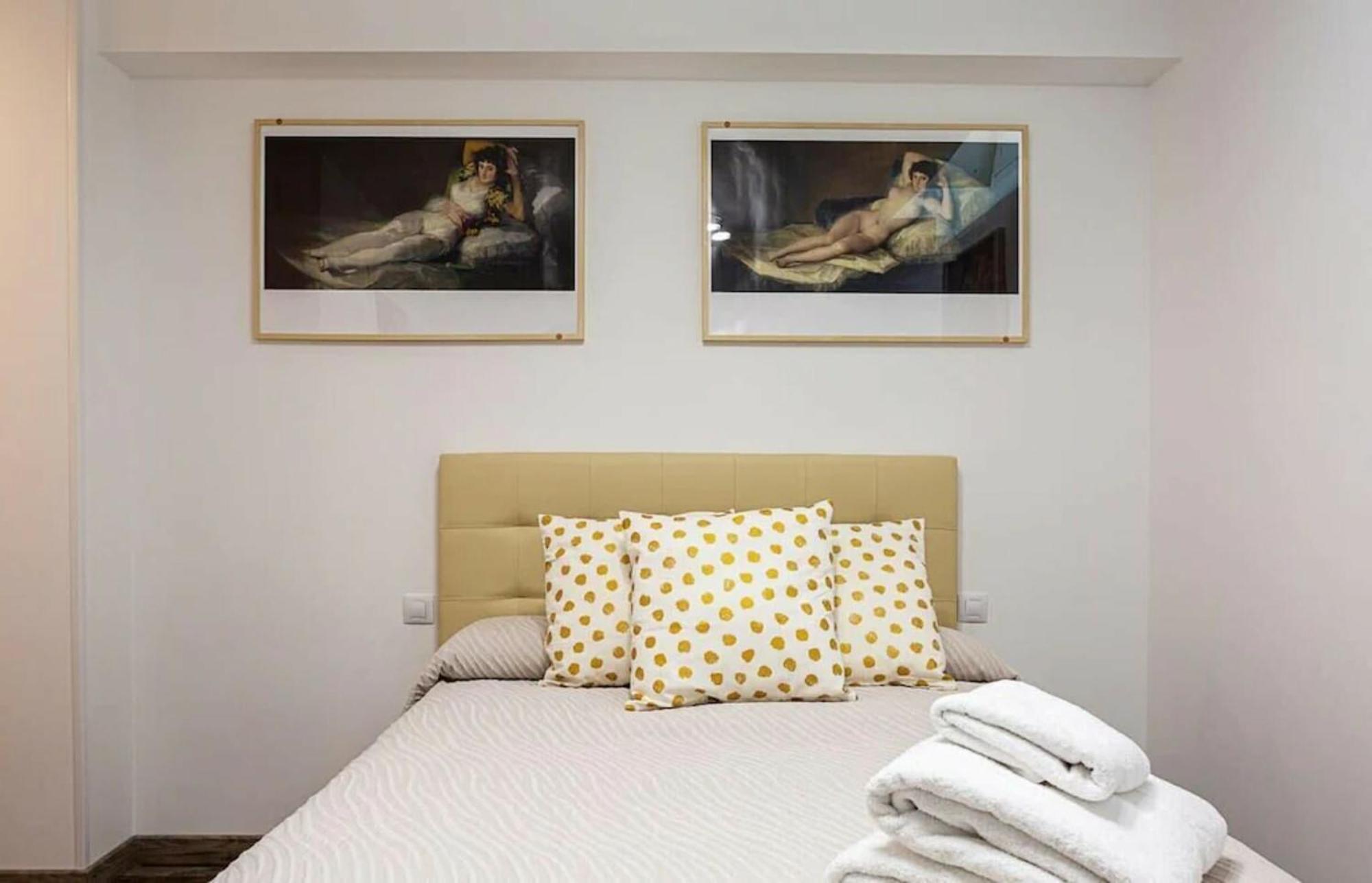 2Bedroom Duplex In Hortaleza Near Metro Madrid Luaran gambar